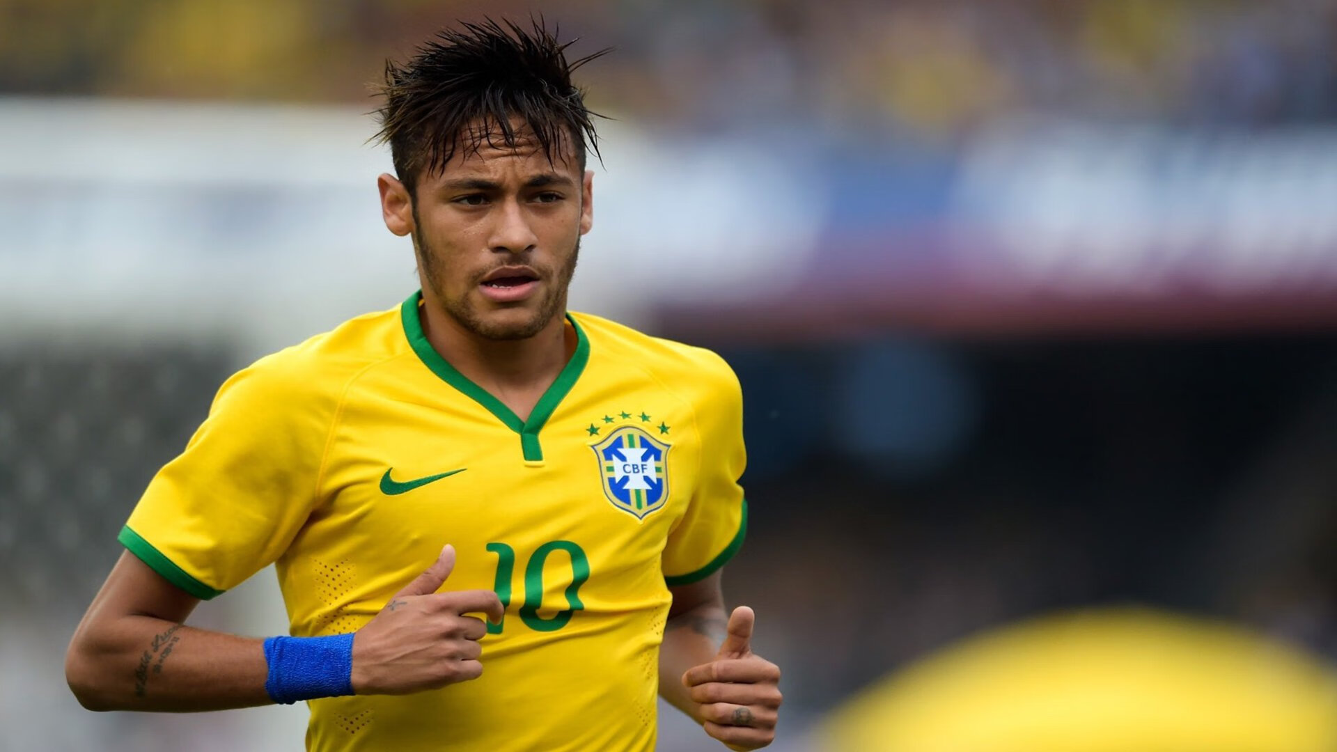 虚拟与现实结合新理念，引领电竞新未来！