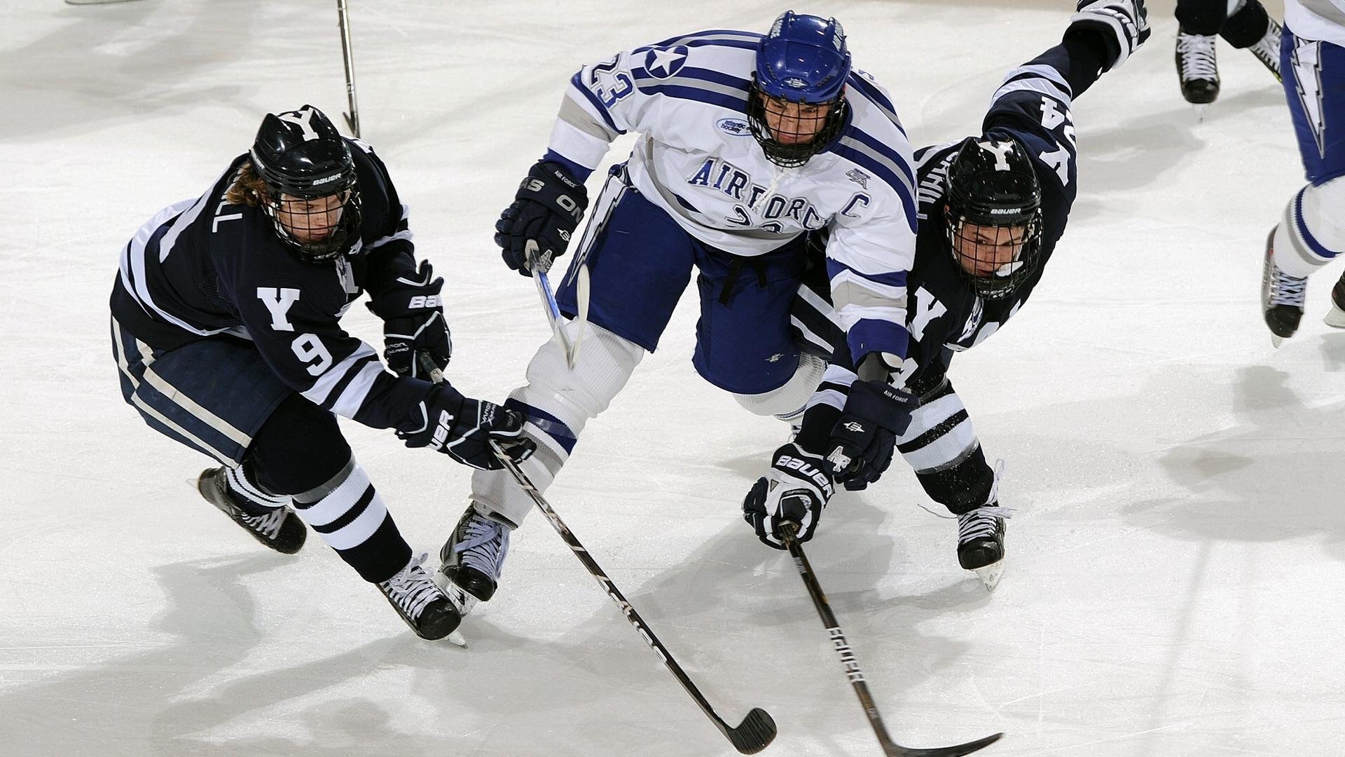 2025电竞新高潮：顶级战队争霸无限精彩！，电竞顶级赛事